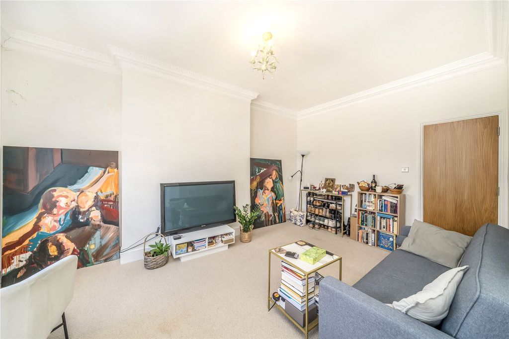Property photo 1 of 7 Picture No. 09