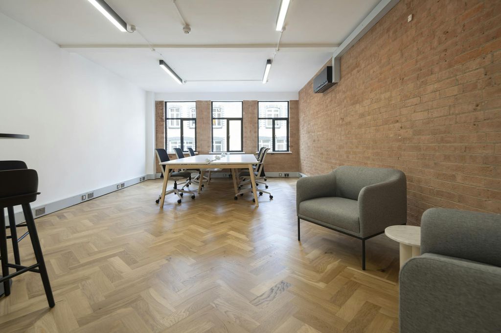 Property photo 2 of 5