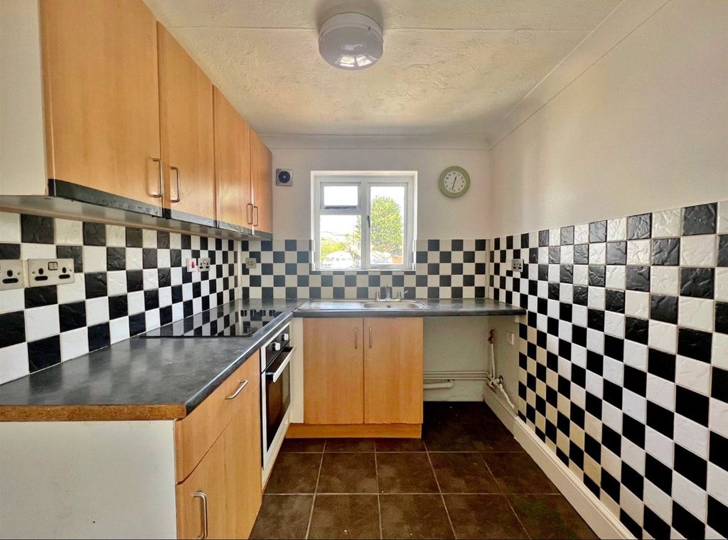 Property photo 2 of 6 Picture No. 05