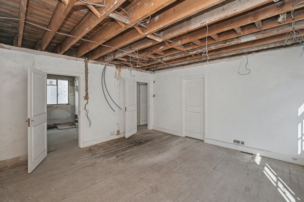 Property photo 3 of 21 39 Eaton Mews South, Belgravia, London, Sw1W 9Hr
