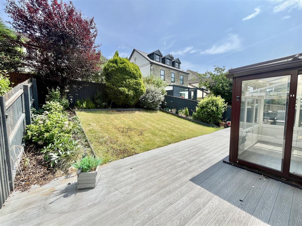 Property photo 2 of 18 Rear Garden