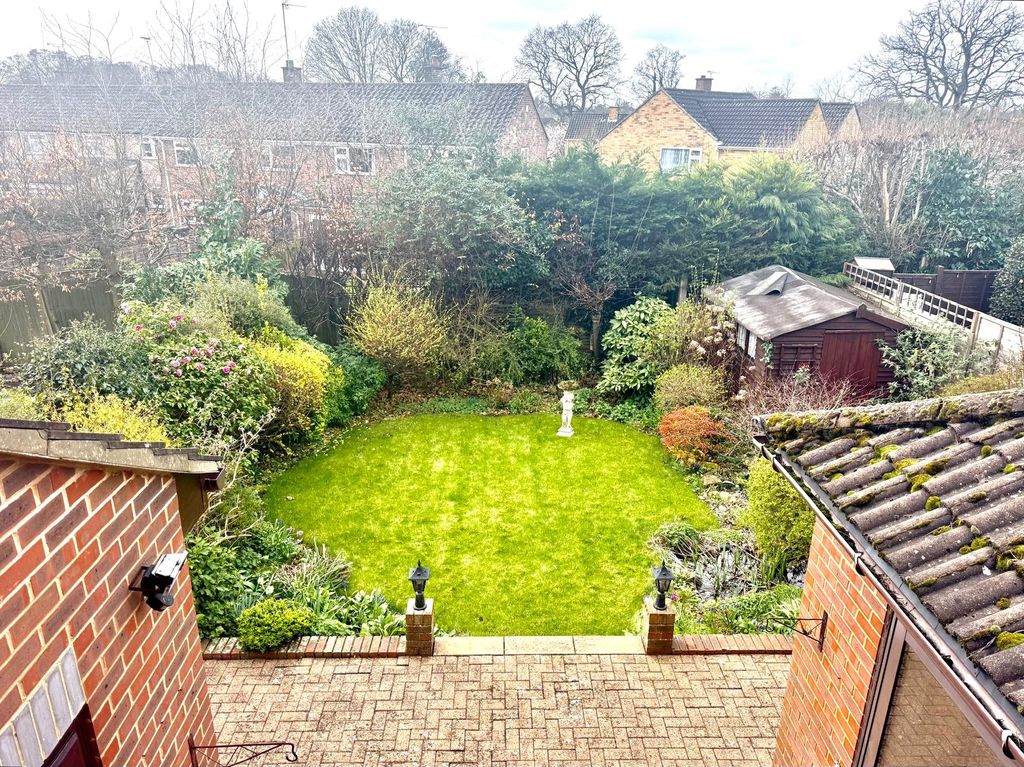 Property photo 3 of 24 Picture No. 12