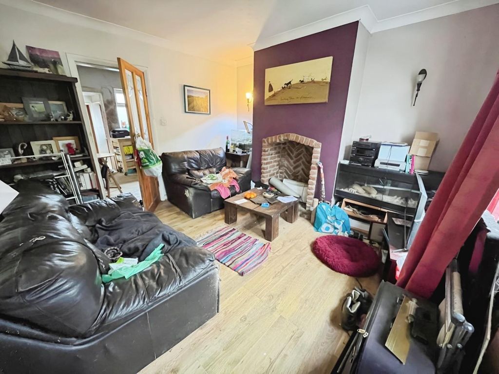Property photo 3 of 6 1c66075A-8162964A-1F8F-4050-9Cb4-c2B91Cec05Ff.Jpeg