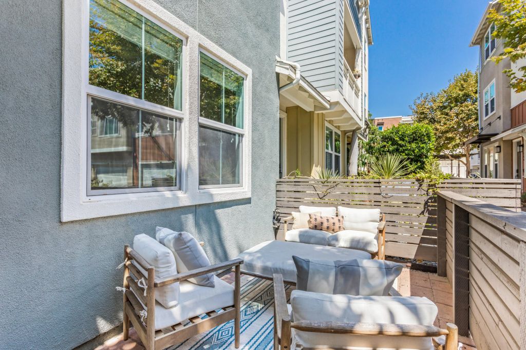 Property photo 3 of 10 <Alttext/>