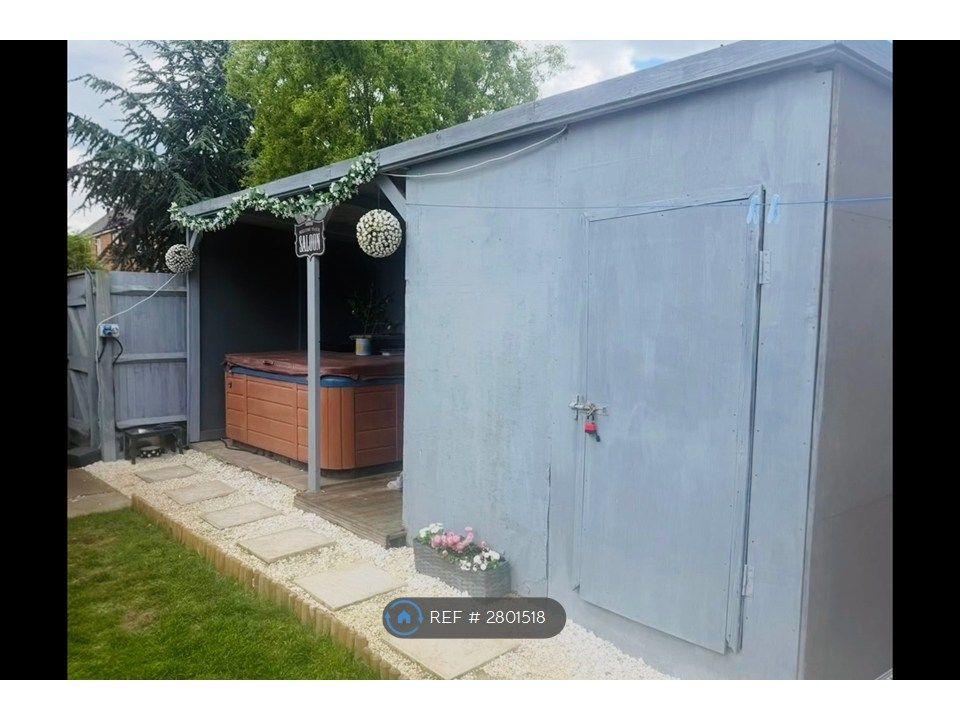 Property photo 3 of 3