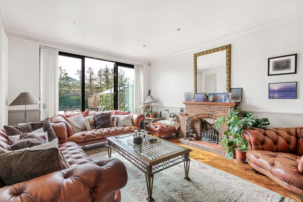 Property photo 3 of 17 Davidson Frost-Wellings, Dfw, Dalkeith Grove, Ha7,