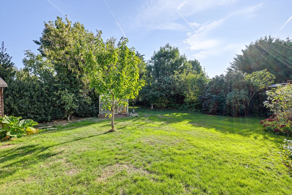 Property photo 3 of 19 4145027