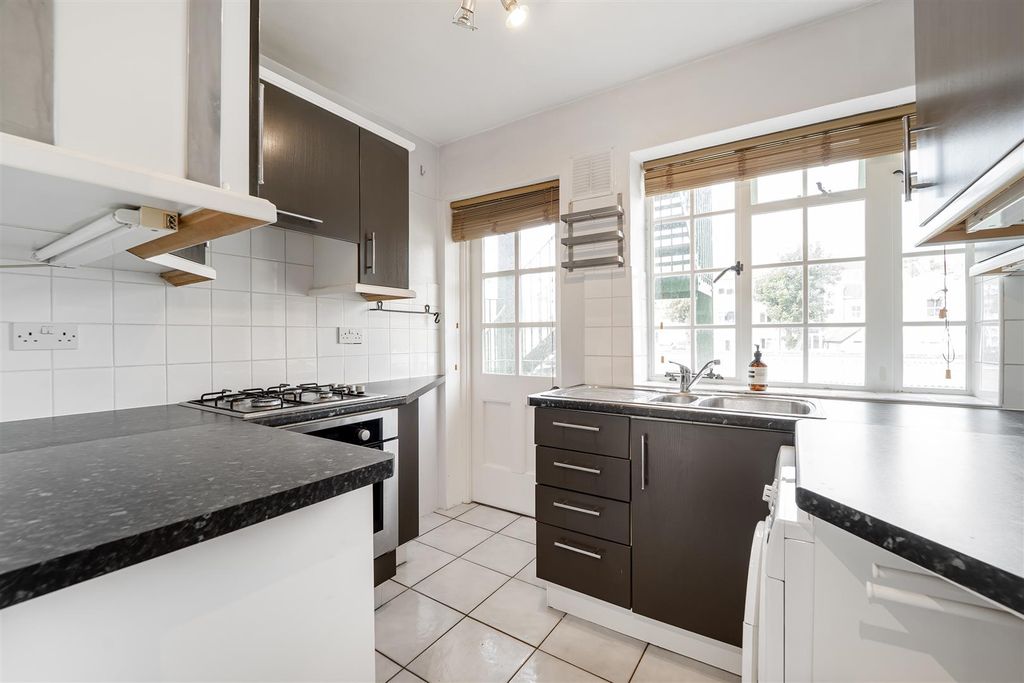 Property photo 3 of 13 Helliwell &amp; Co