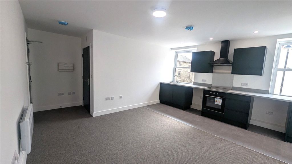 Property photo 2 of 4 Picture No. 11