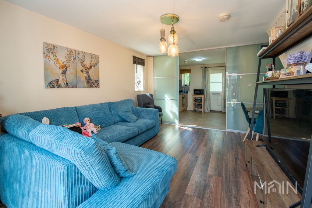 Property photo 3 of 16