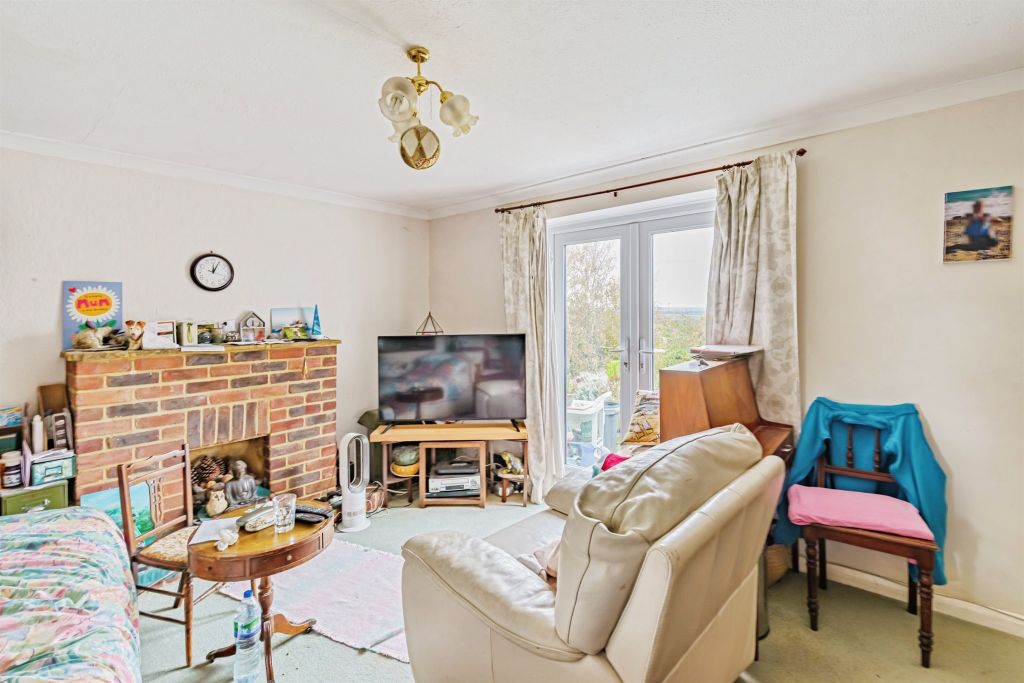 Property photo 3 of 18