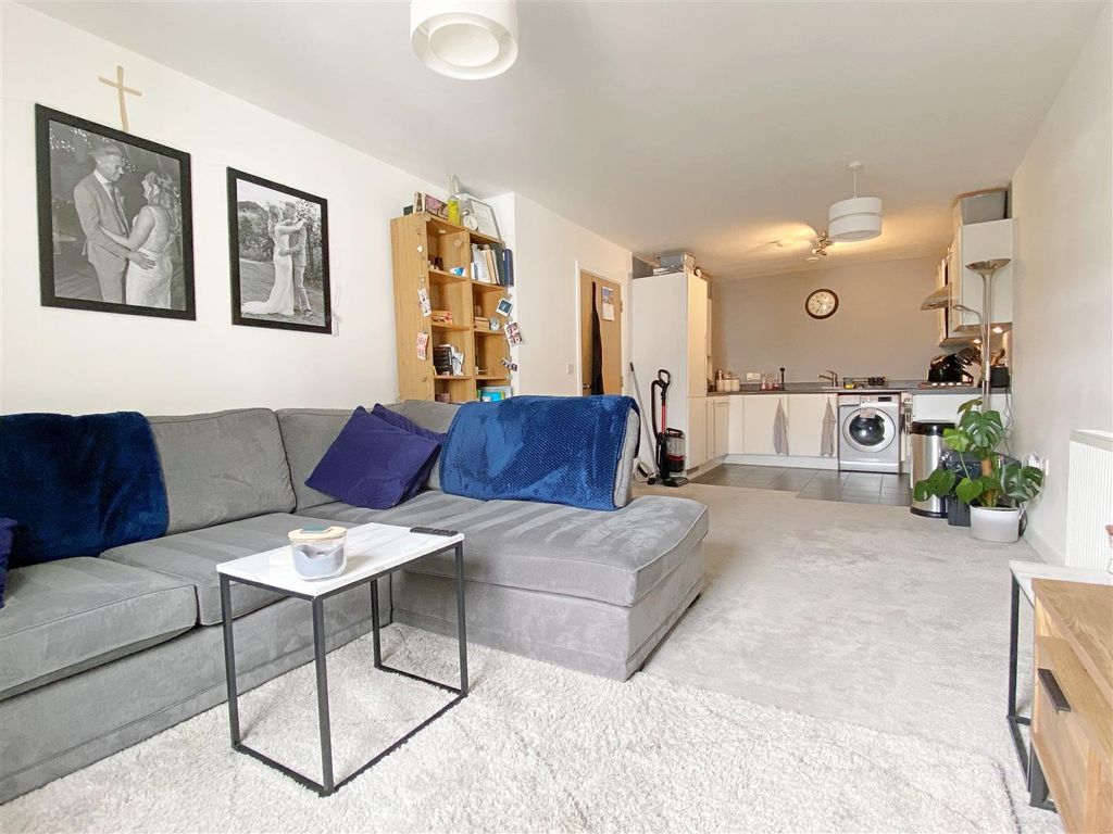 Property photo 1 of 10 Img_1126.Jpg