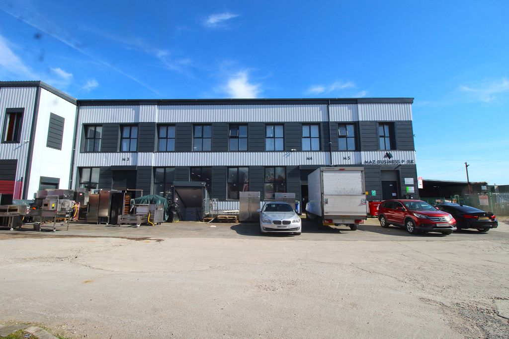 Property photo 1 of 8