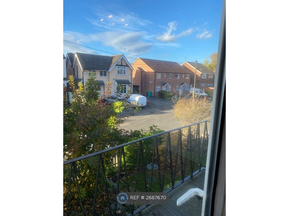 Property photo 2 of 14