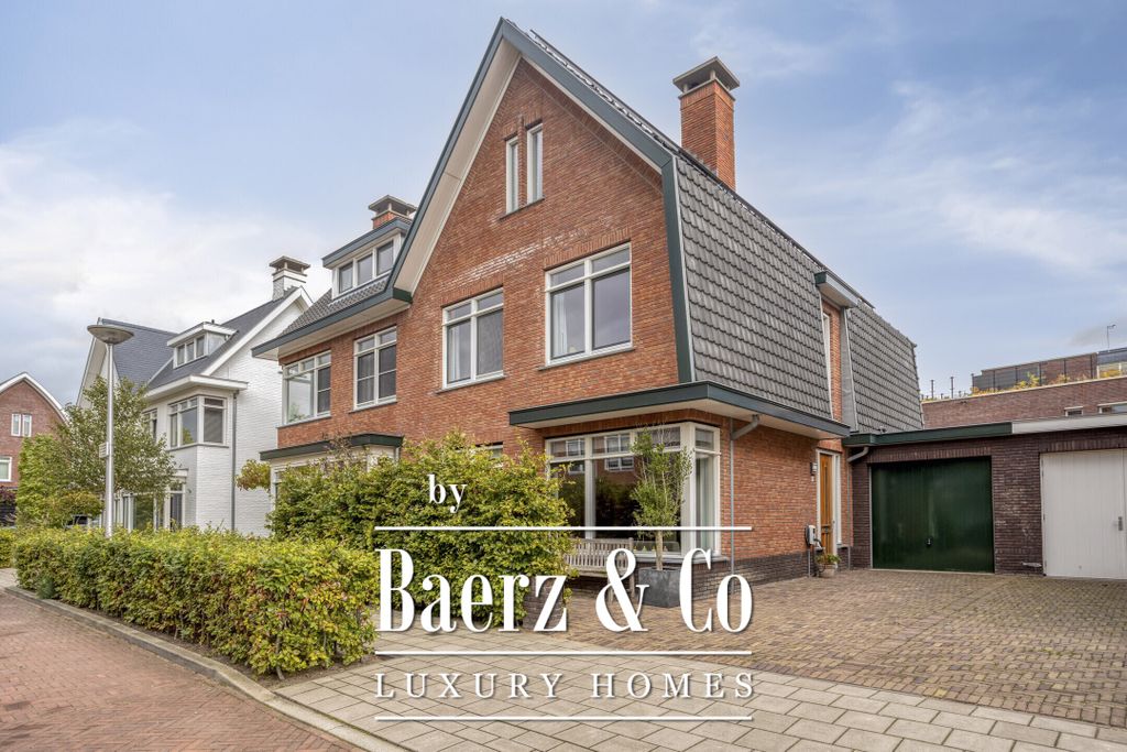 Property photo 1 of 53