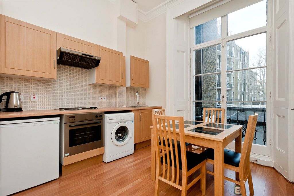 Property photo 1 of 7 Studio Room