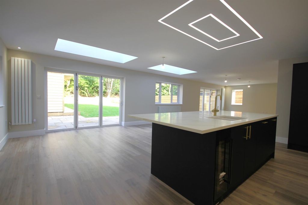 Property photo 3 of 26 Img_8597.Jpg