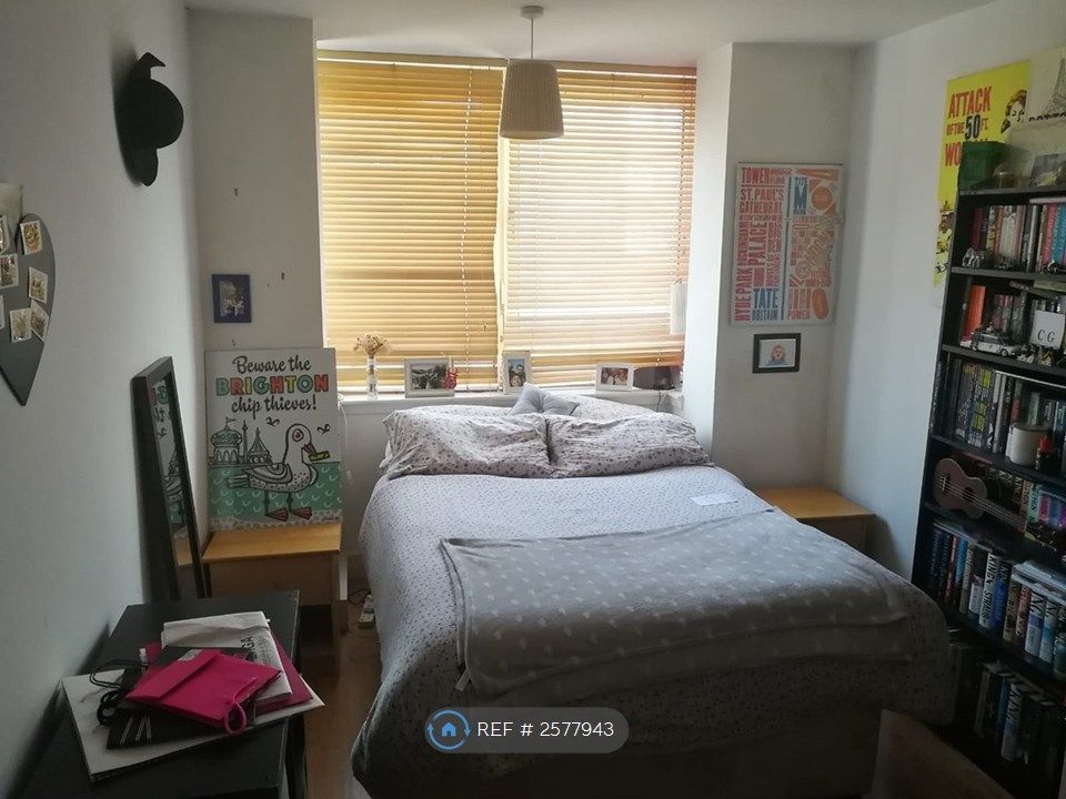 Property photo 3 of 22 Bedroom 2 Image 1