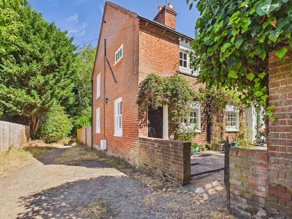 Property photo 1 of 11 Picture No. 23