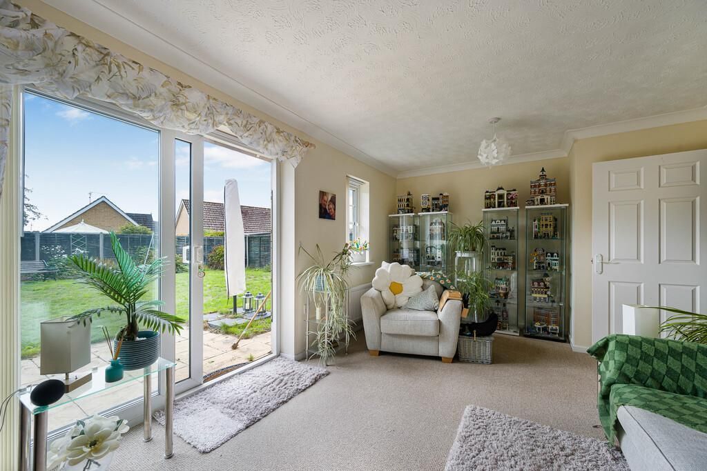 Property photo 3 of 12