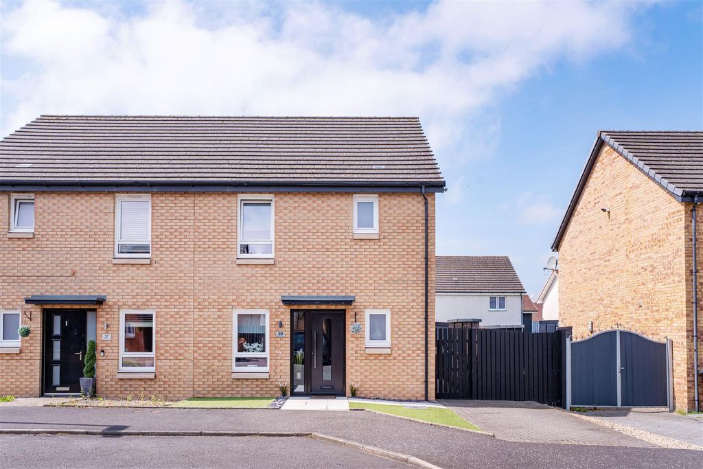 Property photo 1 of 34 39Waddel-31.Jpg