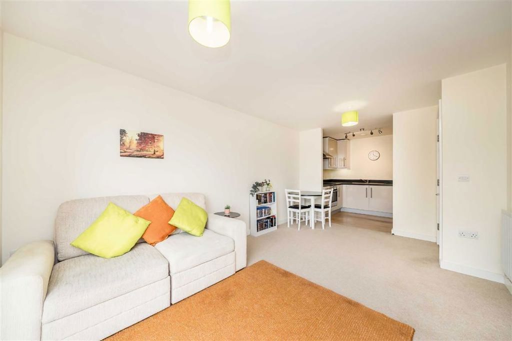Property photo 2 of 5