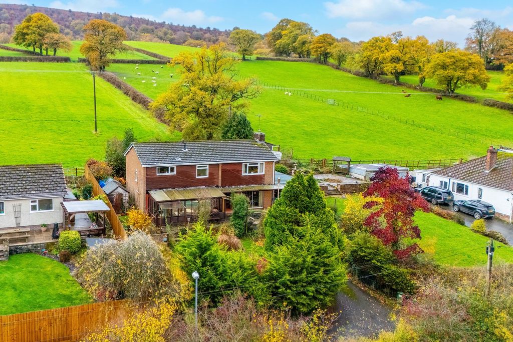 Property photo 1 of 47