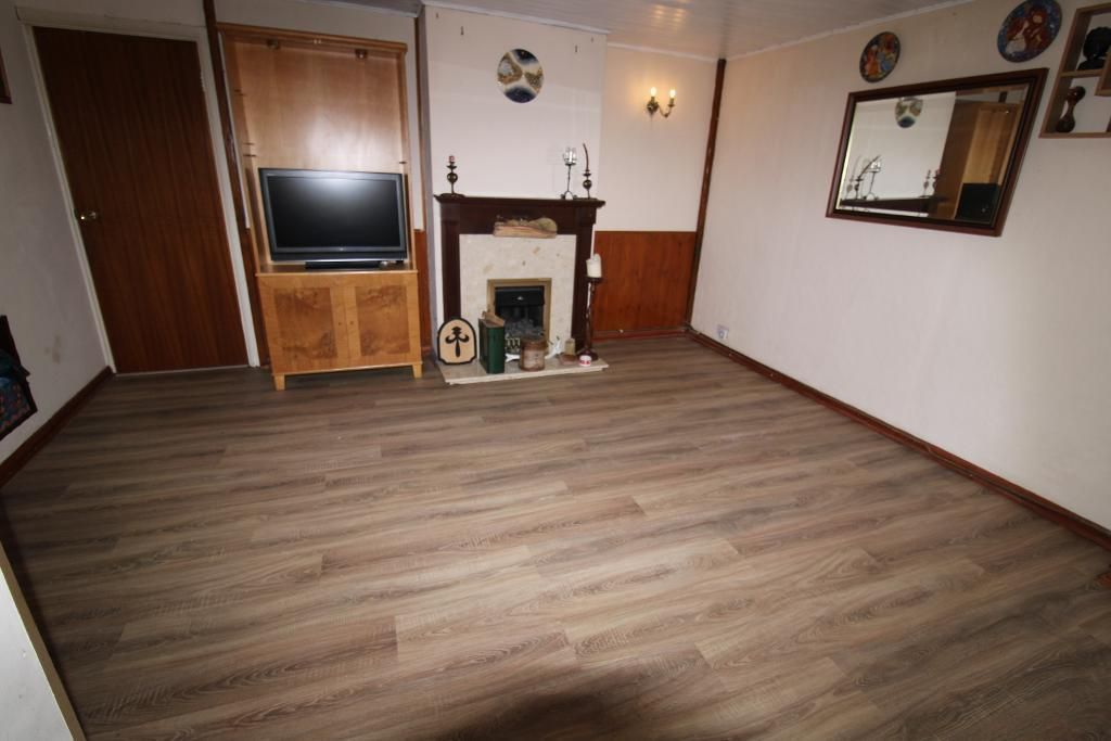 Property photo 2 of 10 Lounge