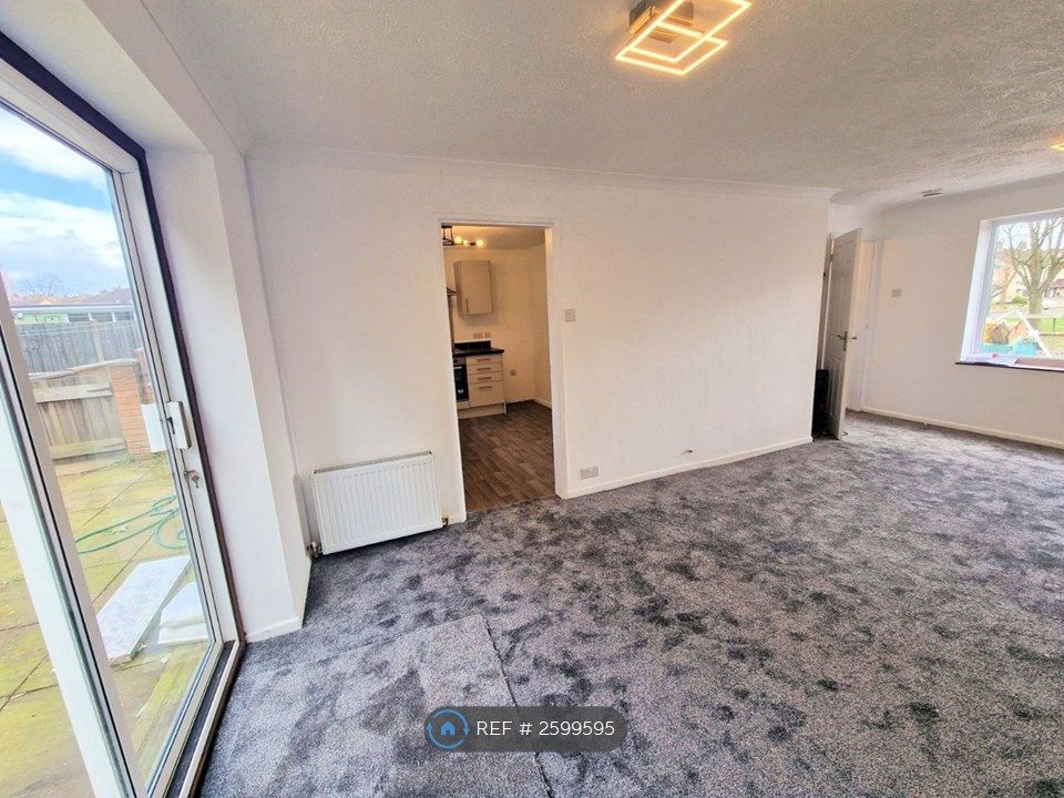 Property photo 3 of 21