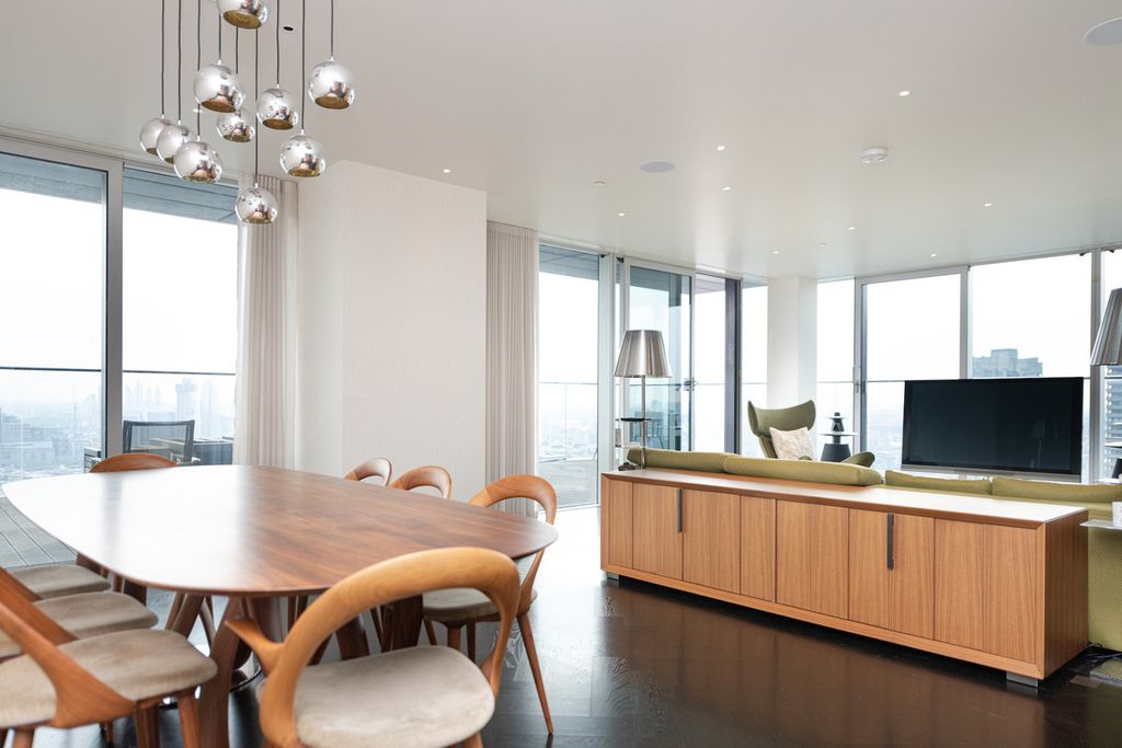 Property photo 3 of 26