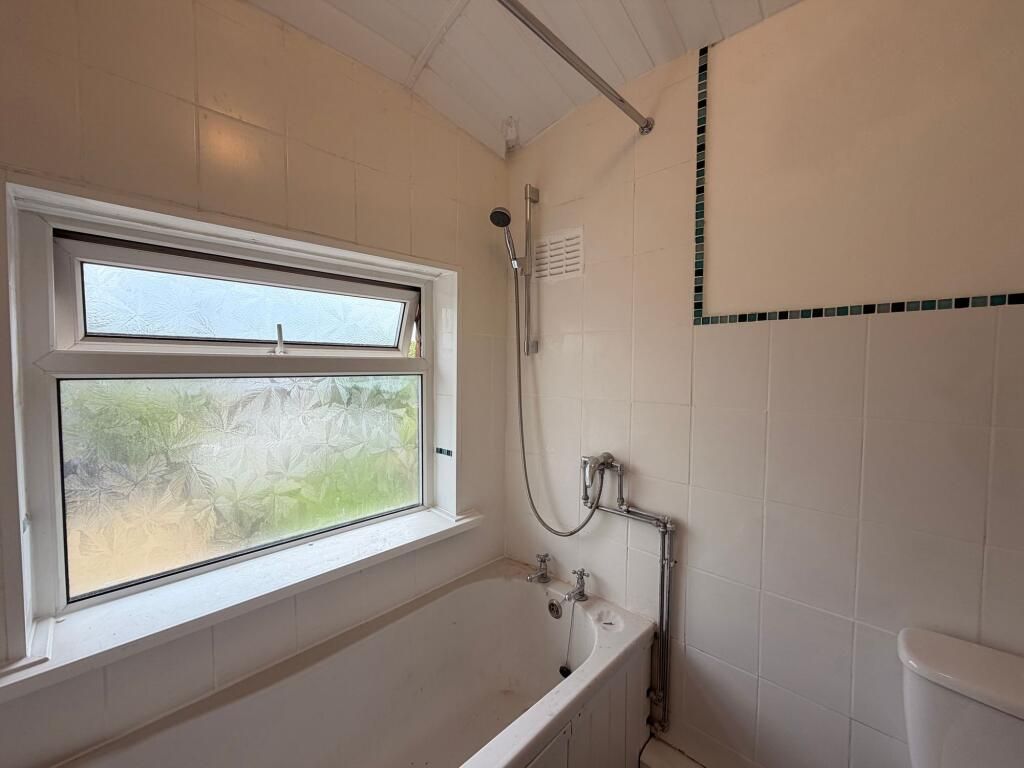 Property photo 3 of 14 Gallery