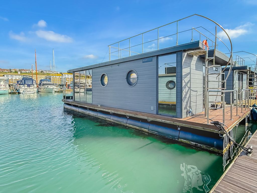 Property photo 2 of 8 Photo #2