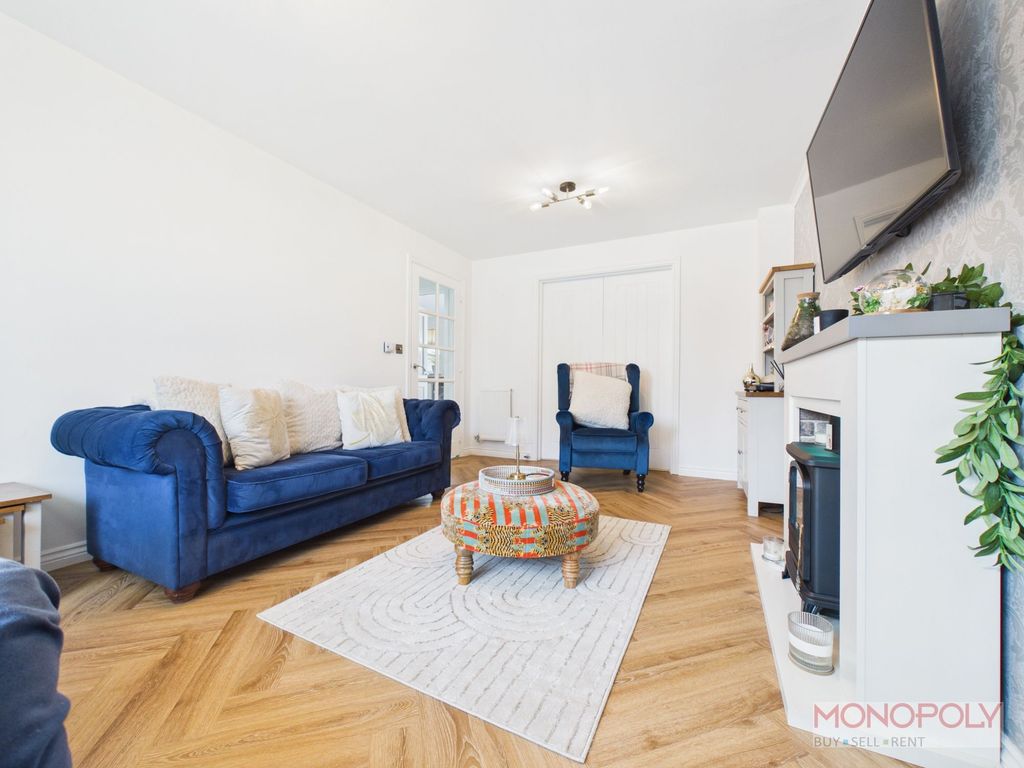 Property photo 3 of 40