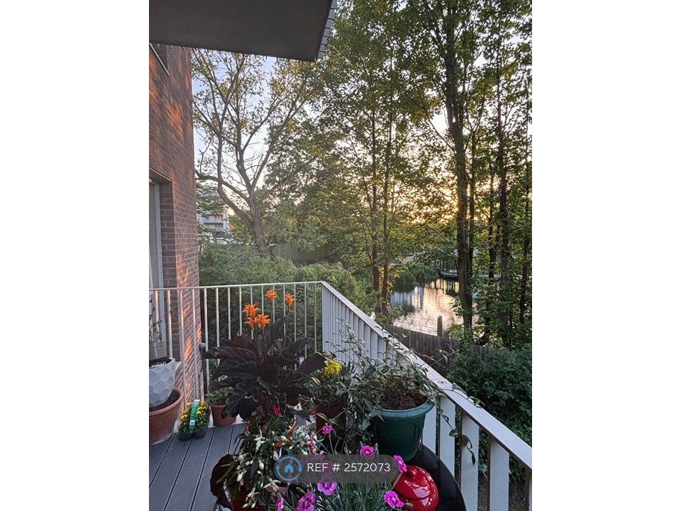 Property photo 1 of 33