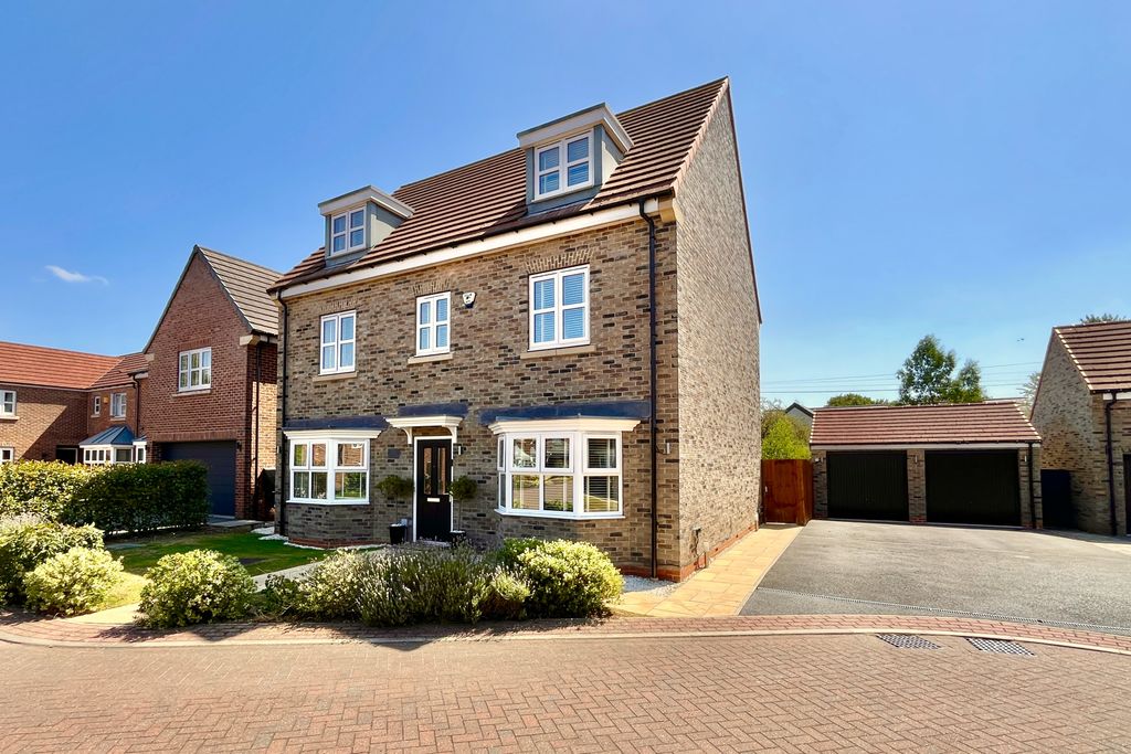 Property photo 1 of 42 1