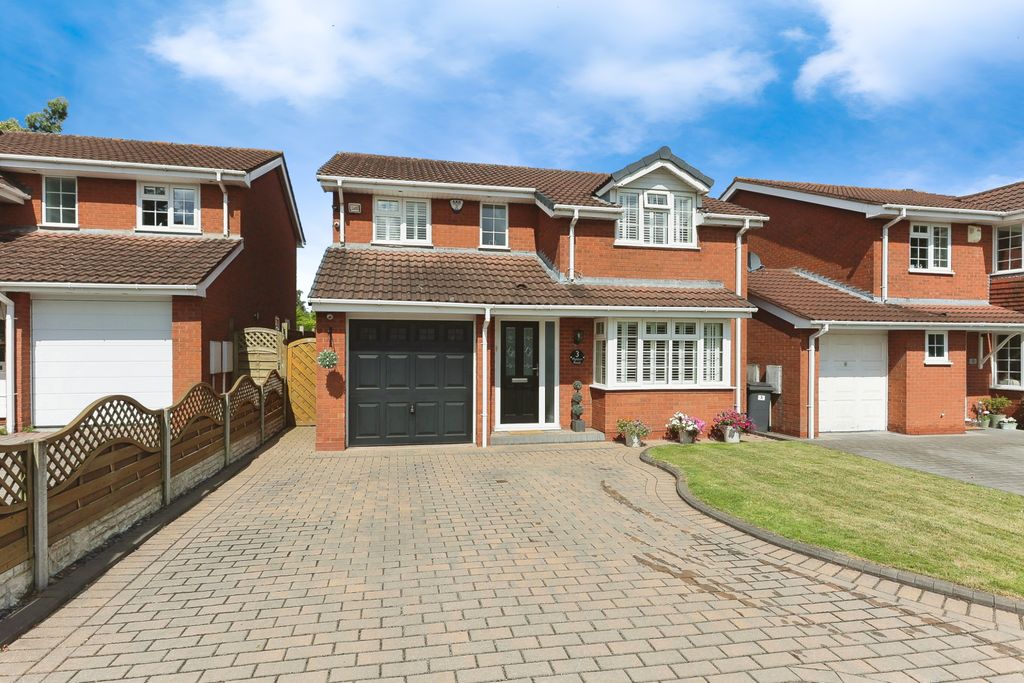 Property photo 1 of 17 Photography