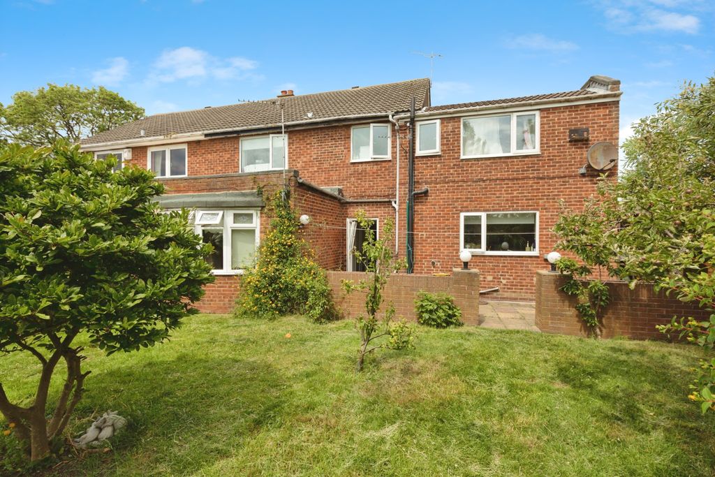Property photo 1 of 11 Rear View