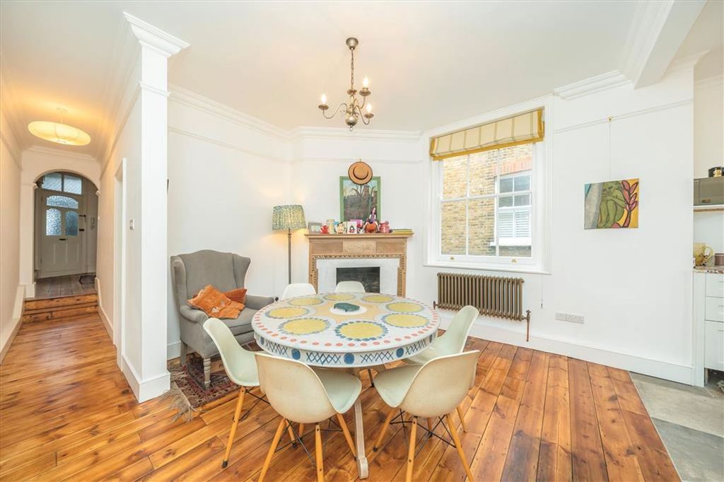 Property photo 3 of 8