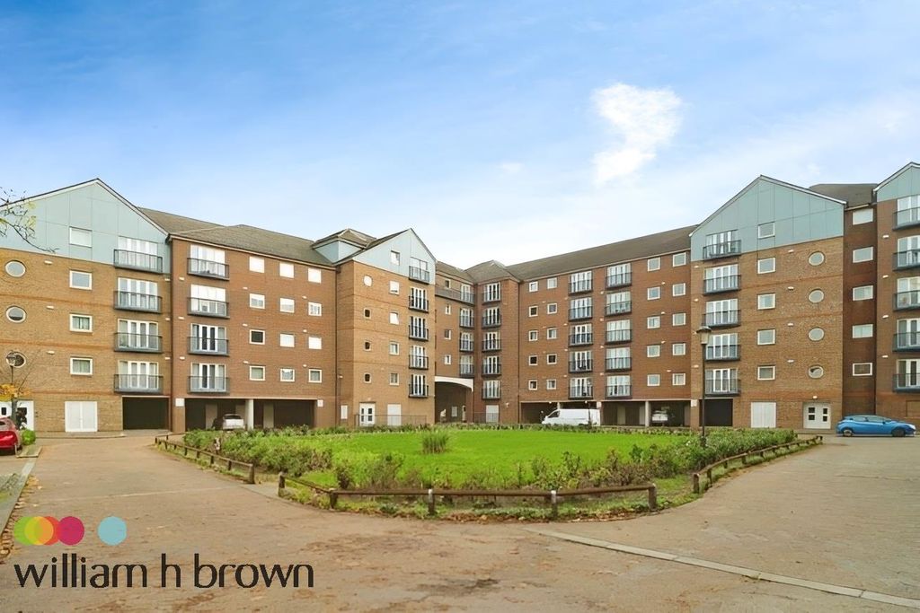 Property photo 3 of 13 Image