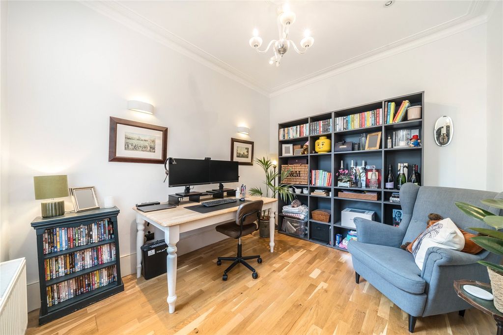 Property photo 3 of 13 Study