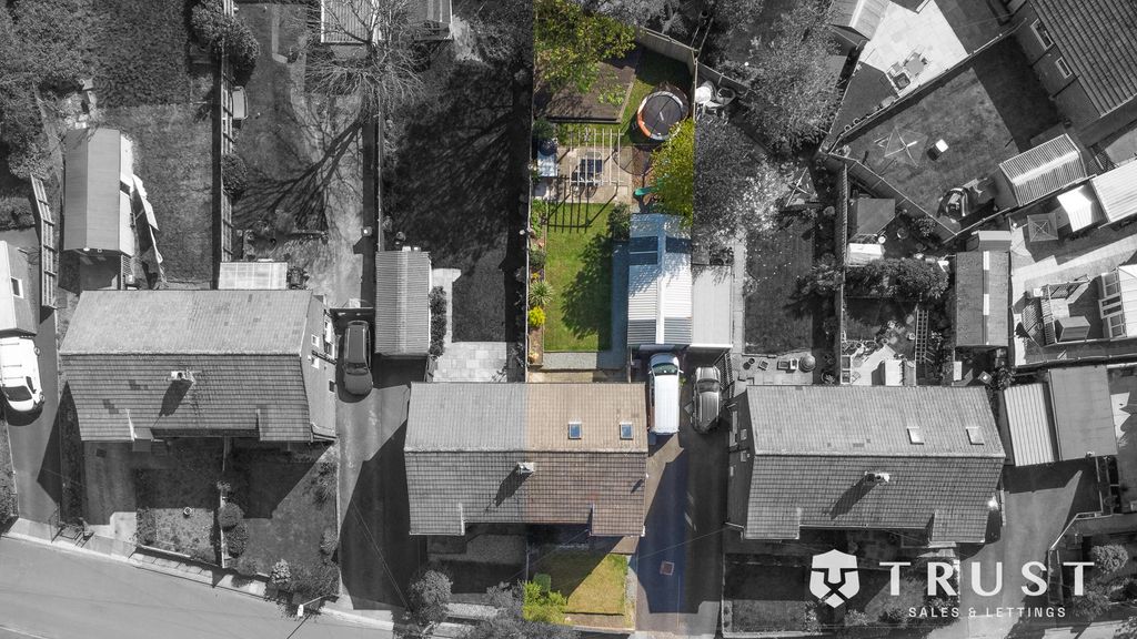 Property photo 2 of 45