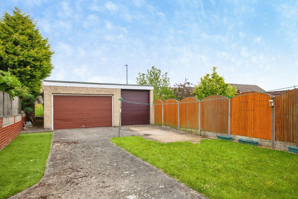 Property photo 3 of 18 Pbox-Img.Jpg