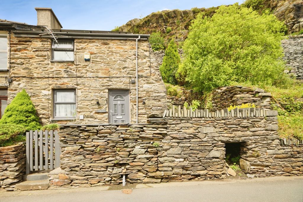 Property photo 1 of 16 Pbox-Img.Jpg