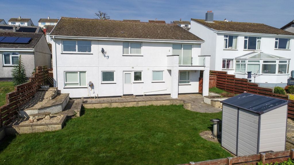 Property photo 1 of 26