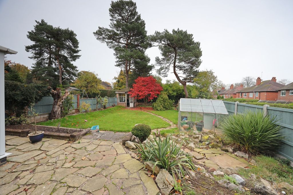 Property photo 2 of 26