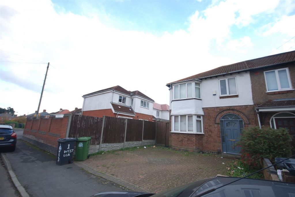 Property photo 3 of 3