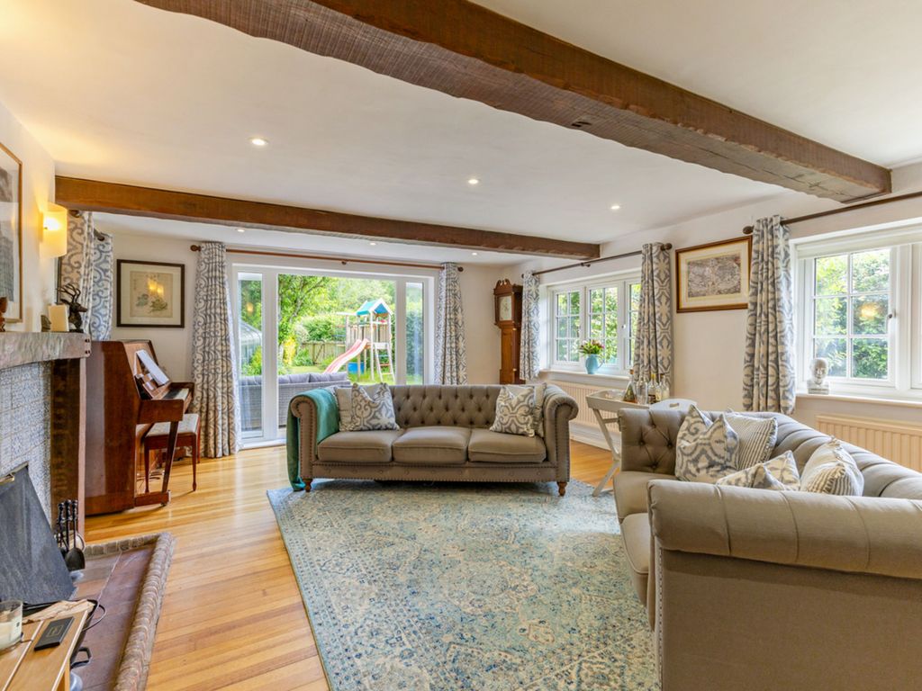 Property photo 2 of 14