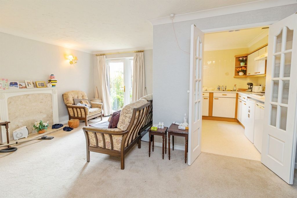 Property photo 2 of 15