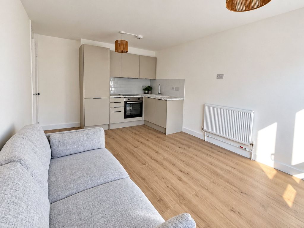 Property photo 3 of 12 Reception Room