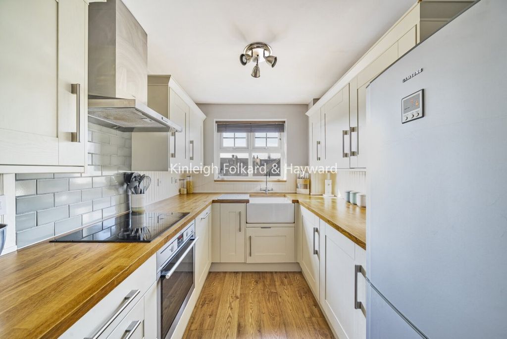 Property photo 2 of 7 Fd81De59-87d9-47E6-A